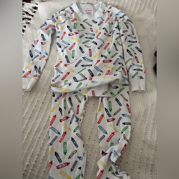 Hanna andersson crayons pajamas - Picture 1 of 2